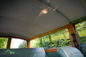 Image 11/34 de Morris Minor 1000 Traveller (1971)
