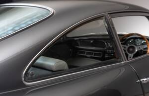 Bild 20/36 von Aston Martin DB 4 Vantage (1963)