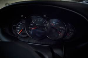 Bild 95/100 von Porsche 911 GT3 (2003)