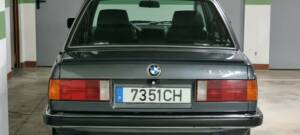 Image 52/100 of BMW 323i (1984)