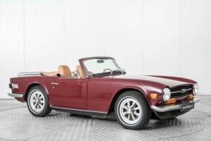 Image 5/50 of Triumph TR 6 PI (1969)