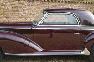 Image 26/50 of Mercedes-Benz 300 S (1953)