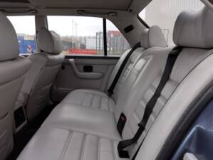Bild 86/113 von BMW 735i (1986)
