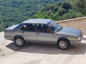 Image 20/31 of Alfa Romeo 90 2.0 (1984)