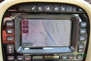 Immagine 30/50 di Jaguar XJ 2.7 D (2008)