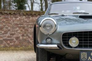 Image 14/50 of Ferrari 250 GT SWB Berlinetta (1962)
