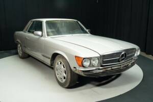 Image 1/8 de Mercedes-Benz 280 SLC (1978)