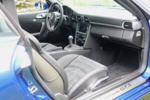 Bild 28/50 von Porsche 911 Carrera 4 GTS (2011)