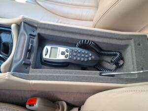 Image 13/23 of Jaguar XK8 4.2 (2005)