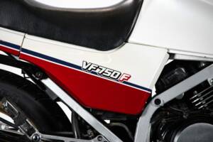 Immagine 29/50 di Honda VF 750 (1983)