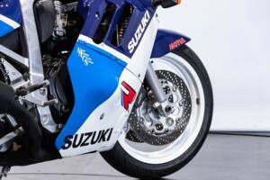 Bild 39/50 von Suzuki DUMMY (1988)