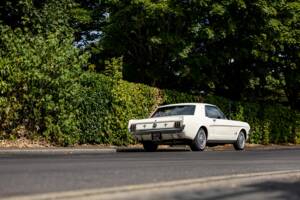 Image 29/50 of Ford Mustang 200 (1966)