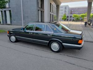 Bild 3/34 von Mercedes-Benz 420 SEL (1989)