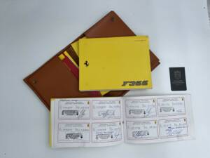Image 9/50 de Ferrari F 355 Berlinetta (1996)