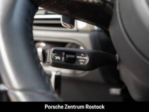 Image 11/33 of Porsche Macan GTS (2022)