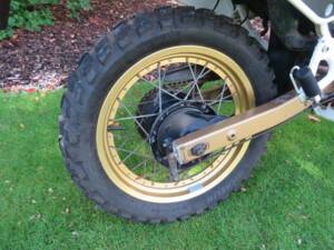 Bild 38/47 von Honda DUMMY (1985)