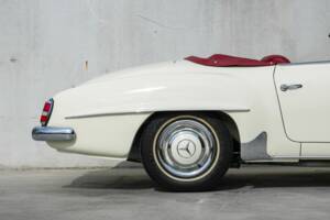 Afbeelding 11/35 van Mercedes-Benz 190 SL (1959)
