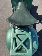 Immagine 21/32 di Piaggio Vespa 125 (1951)