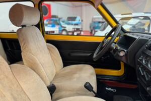 Image 23/34 of Renault R 5 Alpine Turbo (1981)