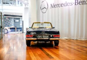 Image 11/31 de Mercedes-Benz 280 SL (1968)