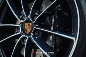 Image 16/50 of Porsche 911 Carrera 4S &quot;Belgian Legend Edition&quot; (2020)