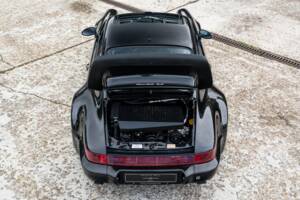 Bild 32/33 von Porsche 911 Turbo 3.6 (1993)