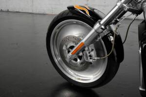 Immagine 10/18 di Harley-Davidson DUMMY (2004)