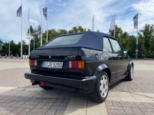 Afbeelding 6/75 van Volkswagen Golf I Cabrio 1.8 (1991)