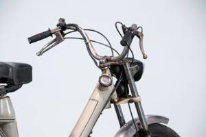 Image 27/50 of Oemmeci DUMMY (1978)