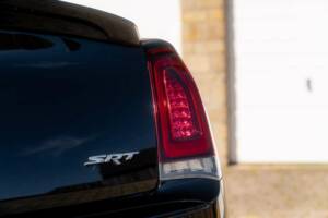 Image 20/50 de Chrysler 300 SRT8 (2017)