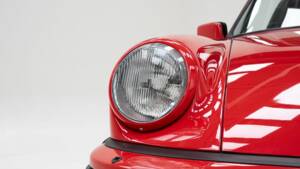 Bild 15/15 von Porsche 911 Carrera 3.2 (1986)