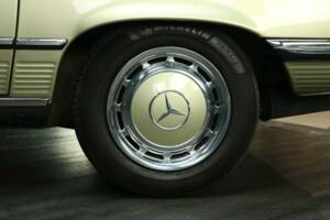 Imagen 50/50 de Mercedes-Benz 380 SL (1984)