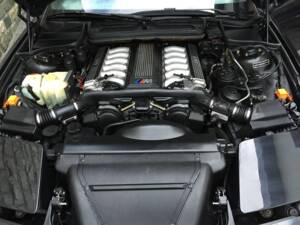Immagine 2/28 di BMW 850CSi (1993)