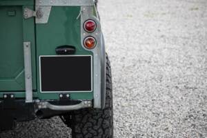 Image 37/41 of Land Rover 90 (1988)