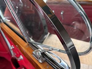 Bild 29/34 von Jaguar Mk II 2.4 (1961)