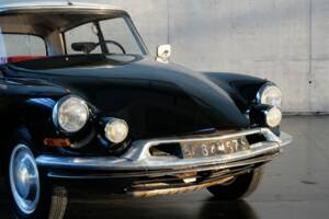 Bild 15/46 von Citroën ID 19 (1962)