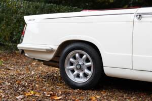 Image 26/50 of Triumph Herald 1200 (1967)