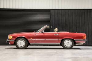 Image 5/35 of Mercedes-Benz 300 SL (1989)