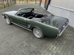 Image 11/36 of Ford Mustang GT (1966)