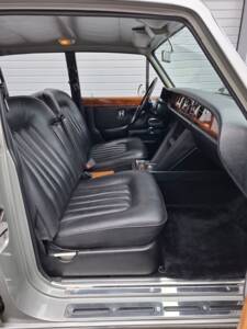 Imagen 7/28 de Rolls-Royce Silver Shadow I (1970)