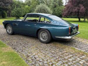 Image 17/30 de Aston Martin DB 4 (1959)