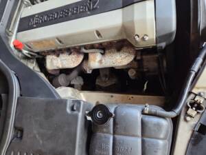 Image 12/103 de Mercedes-Benz 300 SE (1991)