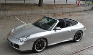 Bild 5/17 von Porsche 911 Carrera 4 (2004)