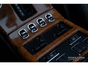 Immagine 13/26 di Bentley Arnage Red Label (2001)