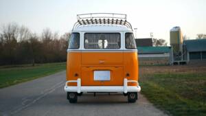 Image 6/26 of Volkswagen T1 Brasil &quot;Samba&quot; (1975)