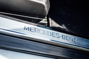 Image 18/57 de Mercedes-Benz 500 SE (1992)