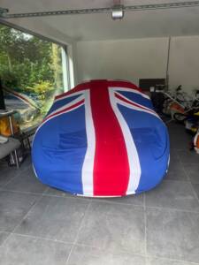 Image 24/24 of Jaguar XKR (2005)