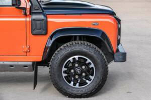 Bild 11/31 von Land Rover Defender 90 "40th Anniversary Overfinch" (2016)