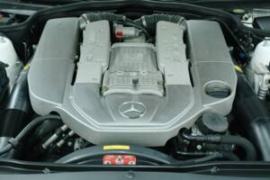 Image 34/50 of Mercedes-Benz SL 55 AMG (2003)