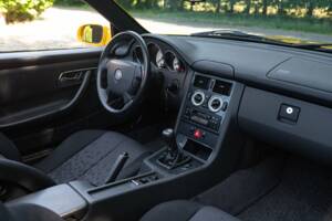 Immagine 33/50 di Mercedes-Benz SLK 200 (1997)